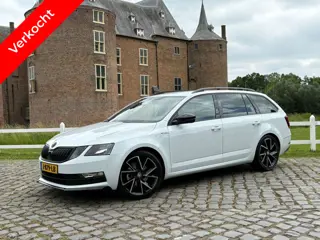 Škoda Octavia Combi 1.5 TSI SportLine Carplay NAVI Sfeerverlichting