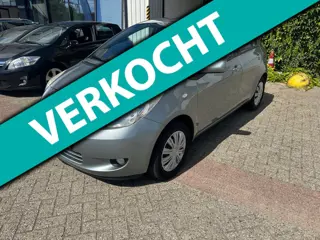 Toyota Yaris 1.3 VVTi Sol MMT