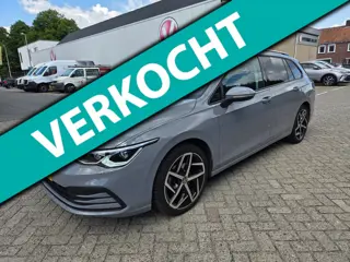 Volkswagen Golf Variant 1.0 eTSI Life | panoramadak | Narno Grey | digitaal dashboard