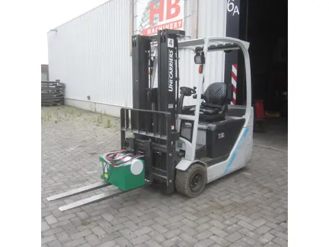 UniCarriers L18Q, elek., triplomast, side shift. (bj 2017)