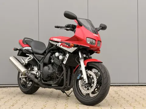 2000 Yamaha FZS 600 95pk 4-cil. Fazer - Loopt prachtig!