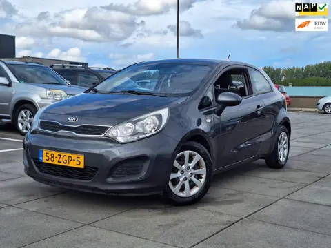 Kia Rio €3850,-1.2 CVVT Comfort Pack NWE APK NWE OH BEURT