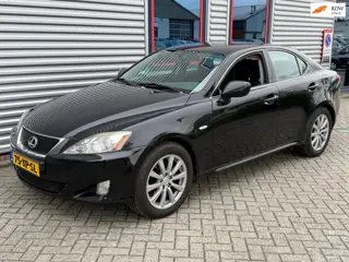 Lexus IS 220d Business