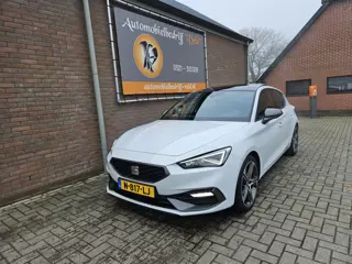 SEAT Leon 1.5 TSI FR Business Intense (bj 2021)