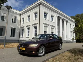 BMW 3 Serie 325 i 6 CIL ! , LEDER, MOOISTE VAN NL ?
