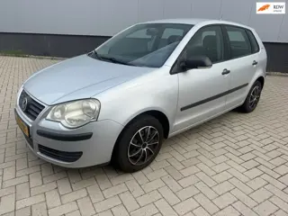 Volkswagen Polo 1.4-16V Trendline