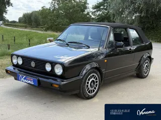 Volkswagen Golf Cabriolet 1.8