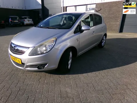 Opel Corsa 1.4-16V '111' Edition