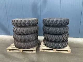 Apollo 1000 x 20 Set / 10.00 x 20: 4x2 Tyres (bj 2026)