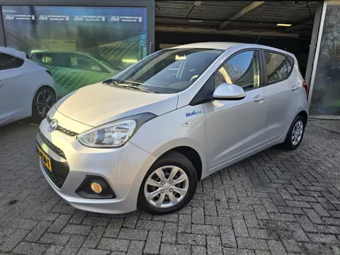 Hyundai I10 1.0i i-Motion Comfort | 2E EIGENAAR | 12MND GARANTIE | AIRCO | LAGE KM | CRUISE | ELEC R