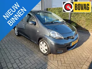 Toyota Aygo 1.0-12V Comfort Navigator Automaat Airco Navigatie Nieuwe APK