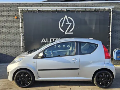 Peugeot 107 1.0-12V XS *Premium Pack* (bj 2011)