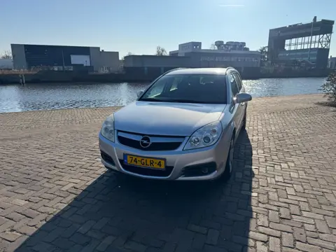 Opel Vectra Wagon 1.8-16V Cosmo