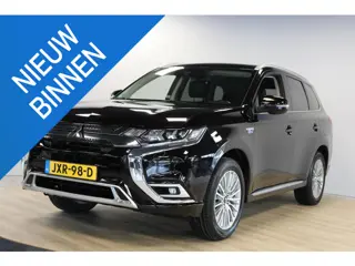 Mitsubishi Outlander 2.4 PHEV Intense+ | Stoel & Stuurverwarming | Cruise | Trekhaak