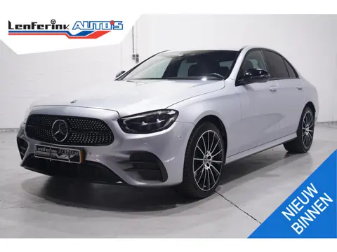 Mercedes-Benz E-klasse 300 de 4MATIC AMG Line SOH 94% Night pakket Elektrische trekhaak Apple carpla