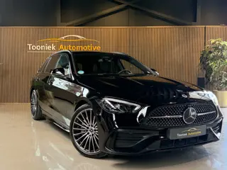 Mercedes-Benz C-Klasse Estate 200 AMG Line | Panorama dak | Cruise Control | in Nieuwstaat ! | AMG V