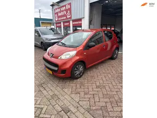 Peugeot 107 1.0-12V XR