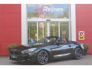 BMW Z4 Roadster sDRIVE 20i 197PK HIGH EXECUTIVE M-SPORT AUTOMAAT | M INTERIEURPAKKET  | M EXTERIEURP
