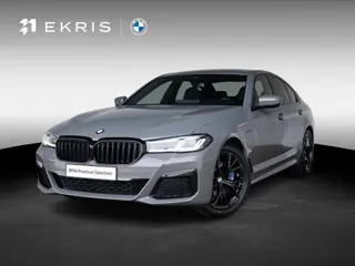 BMW 5 Serie Sedan 530e | High Executive | M Sportpakket | Stoelverwarming | PDC | 19 inch | Trekhaak