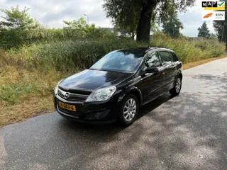 Opel Astra 1.6 Temptation Airco Cruise Trekhaak Lm Velgen APK 08-07-2027