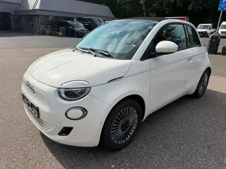 Fiat 500C 42 kWh (bj 2024, automaat)