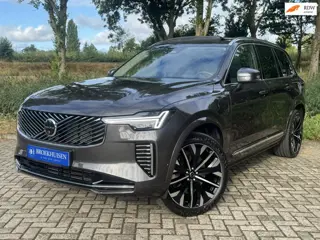 Volvo XC90 2.0 T8 Plug-in hybrid AWD Ultra Bright 455pk Luchtvering / Massage Stoelen / Bowers Wilki