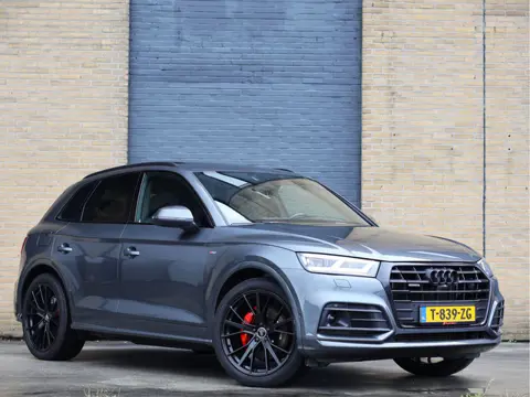 Audi Q5 55 TFSI e quattro Competition S line | Luchtvering | Pano | ACC | Haak | Leder |
