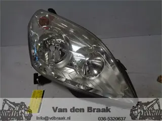 Opel Zafira 2008-2013 Koplamp rechts