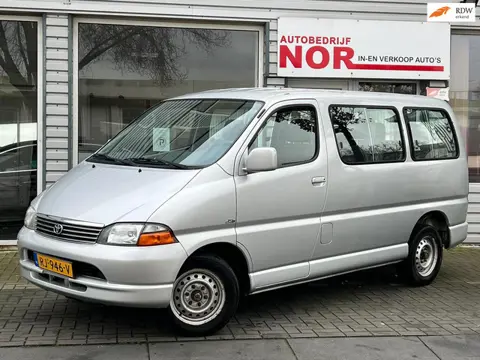 Toyota HiAce 2.5 D4-D 100 Exec. GEEN AIRCO