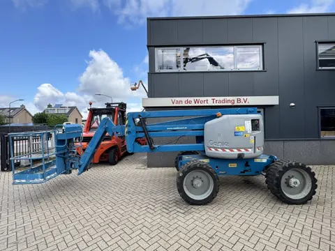 Genie Z45/25J Knikarmhoogwerker / Arbeitsbuhne 16M werkhoogte  4X4 Deutz Diesel 2007