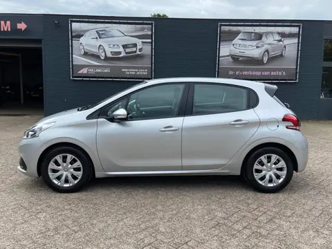Peugeot 208 1.2 PureTech Blue Lion 1e Eigenaar dealer onderhouden 18.981 Kilometer n.a.p - Airco - C
