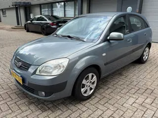 Kia Rio 1.4 X-tra