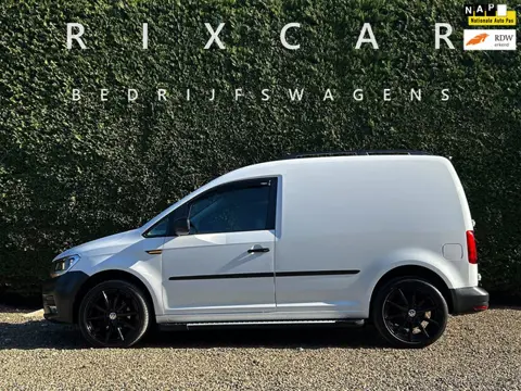 Volkswagen Caddy 2.0TDI L1H1 BMT Carplay Airco Automaat Trekhaak AudiStitch !!NIEUWBINNEN!!