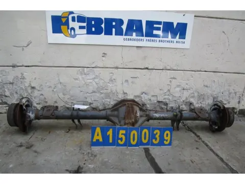 Mercedes-Benz HLO/14C-1.7 37/9 (bj 2001)