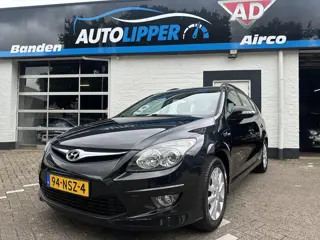 Hyundai i30 CW 1.6i i-Motion /Nieuwe apk bij aflevering/Airco/Lm velgen