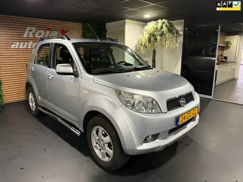 Daihatsu Terios 1.5-16v Expedition 2WD AIRCO - TREKHAAK - GOED ONDERHOUDEN.