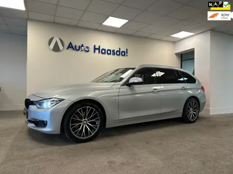 BMW 3-serie Touring 320i|LUXURY LINE|PANO|18"|EL.ACHTERKLEP|AUTOMAAT|LED|XENON