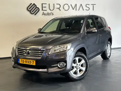Toyota RAV4 2.0 VVTi Dynamic 2WD 1ste Eigenaar | Airco | Trekhaak | Trekhaak | Dealer onderhouden