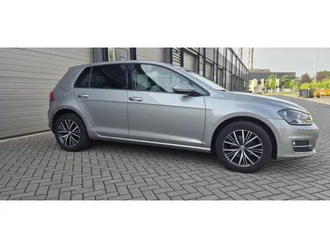 Volkswagen Golf 1.2 TSI Allstar Airco | Cruise control | Stoelverwarming | PDC | CC | aangeboden voo