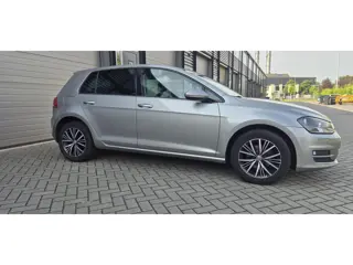 Volkswagen Golf 1.2 TSI Allstar Airco | Cruise control | Stoelverwarming | PDC | CC | aangeboden voo