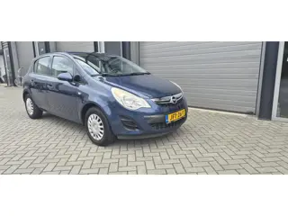Opel Corsa 1.2 EcoFlex Selection Airco | Nieuwe koppeling!