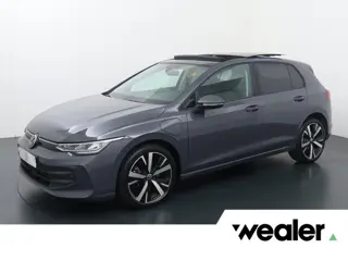Volkswagen Golf 1.5 eHybrid Life Edition | 204 PK | Panoramadak | Achteruitrijcamera | Stoelverwarmi
