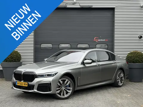 BMW 7-serie 750Li xDrive High Executive M-Sport | Panoramadak | Sky Lounge | TV Schermen | Massage |