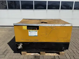 Atlas-Copco 3TNE68-AC Yanmar 15 kW 2 m3 / min Diesel Compressor