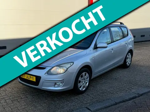 Hyundai I30 CW 1.4i Blue Dynamic | NIEUWE APK