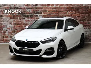 BMW 2-serie Gran Coupé 218i High Executive M Sport Pakket Automaat / Live Cockpit Professional / Pan