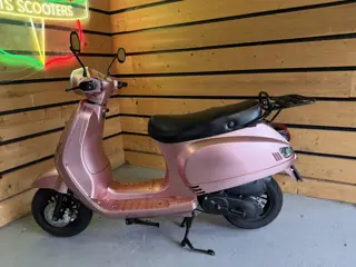 AGM Snorscooter Vx50i (bj 2020, automaat)