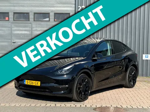 Tesla Model Y Long Range AWD 75 kWh|Soh 93%|Pano|Trekhaak Afn|Warmtepomp