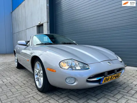 Jaguar XK8 4.0 V8 Convertible AUT LEDER PDC