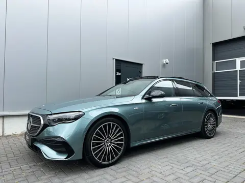 Mercedes-Benz E-Klasse Estate 300 e Sport Edition AMG Line | Pano | Widescreen | Trekhaak | Leder | 